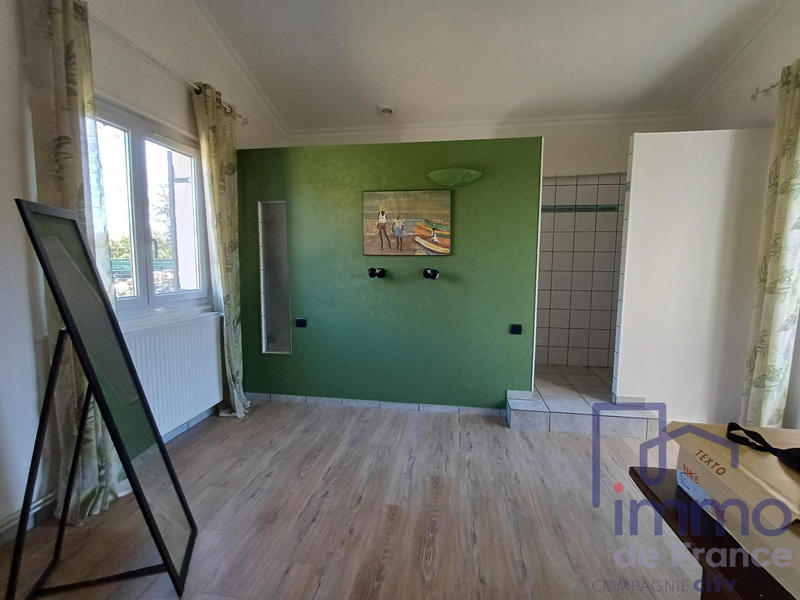 Villa - 121 m² - 6 pièces