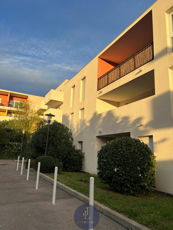 Appartement - 85 m² - 4 pièces