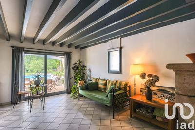 Maison - 250 m² - 8 pièces