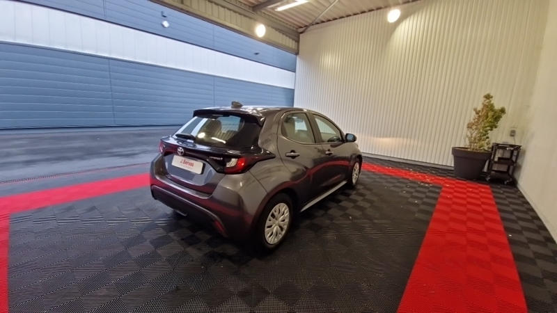 Toyota Yaris Pro Hybride My21 116h Dynamic Business + Programme Beyond Zero