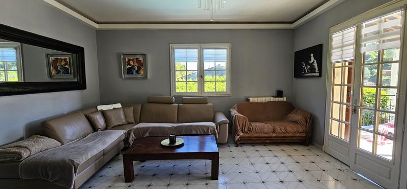 Maison - 178 m² - 6 pièces