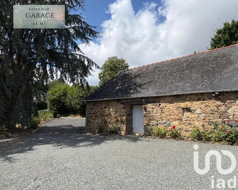 Maison - 218 m² - 10 pièces