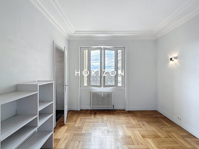 Appartement - 80 m² - 3 pièces