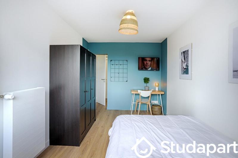 Chambre - 11 m² - 1 pièce