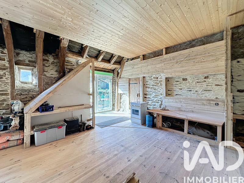 Maison - 75 m² - 8 pièces