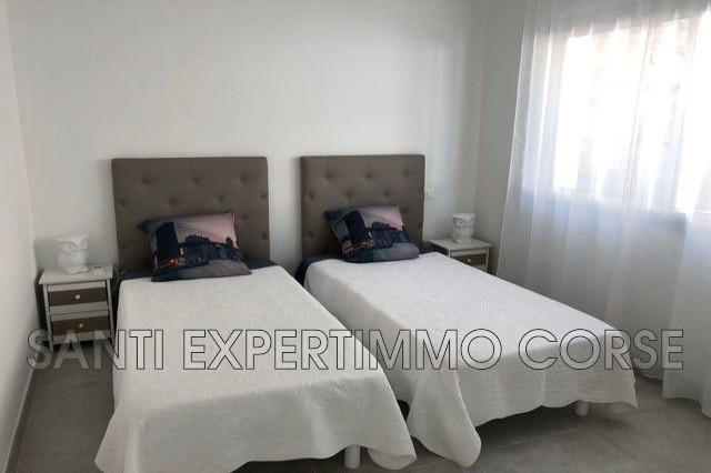 Maison contemporaine - 85 m² - 4 pièces