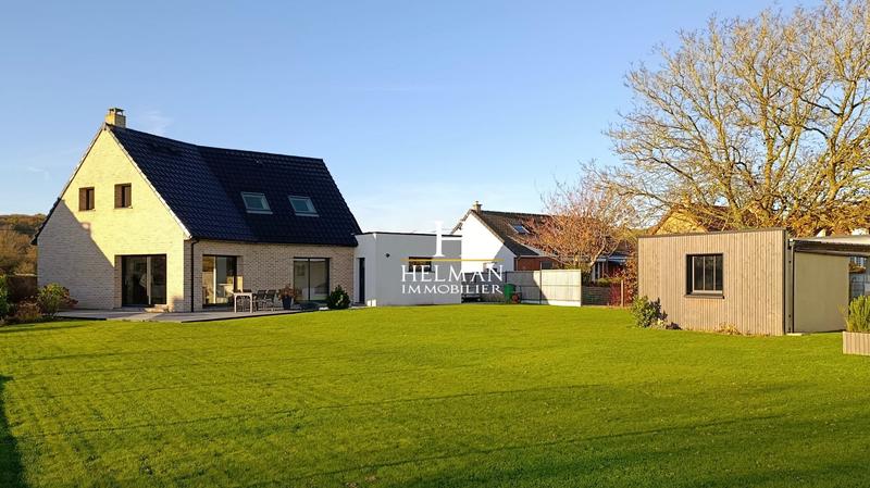 Maison - 130 m² - 4 pièces