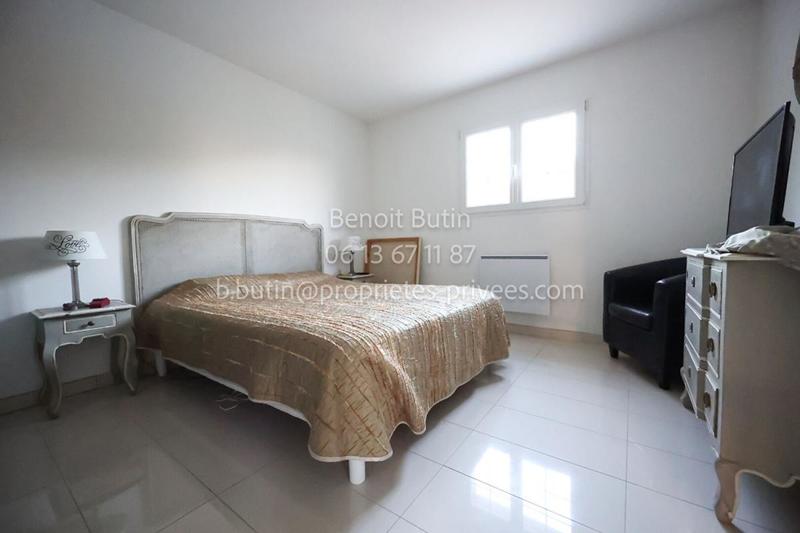 Villa - 207 m² - 8 pièces