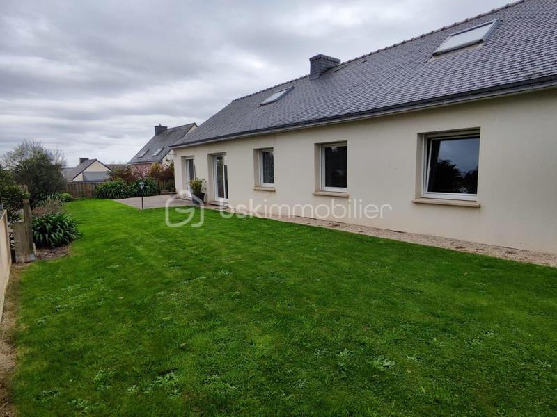 Maison - 141 m² - 7 pièces