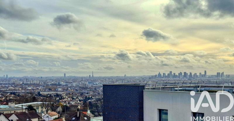 Appartement - 90 m² - 4 pièces