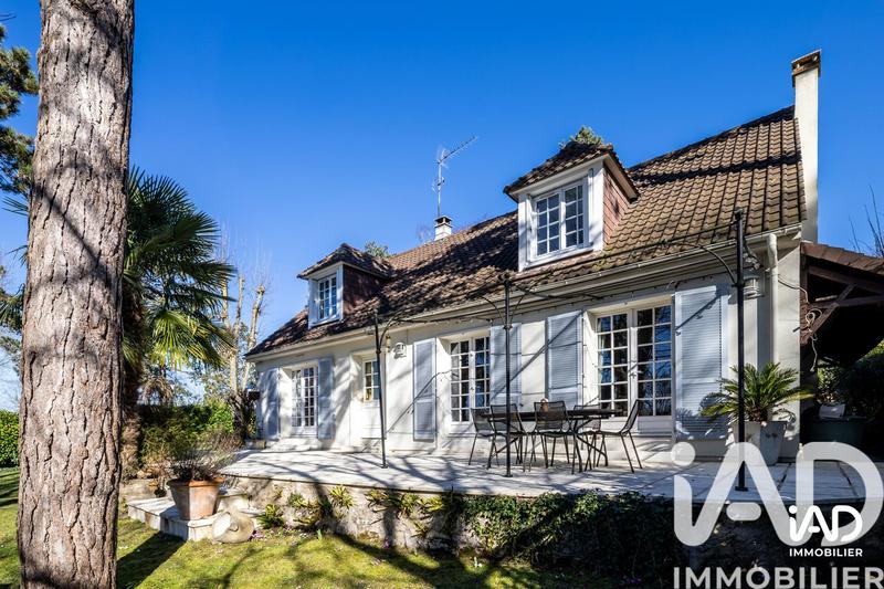 Maison - 138 m² - 7 pièces