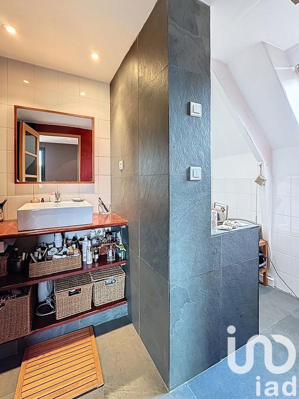 Maison - 175 m² - 8 pièces