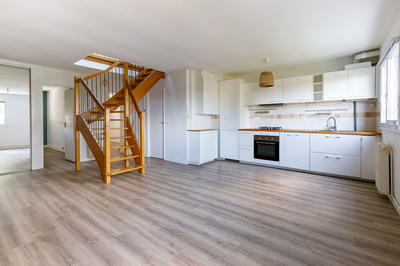 Appartement - 70 m² - 4 pièces