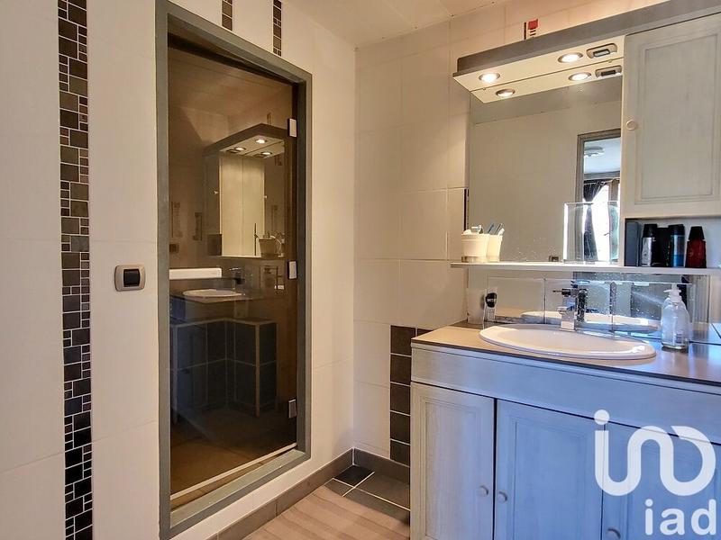 Maison - 190 m² - 5 pièces