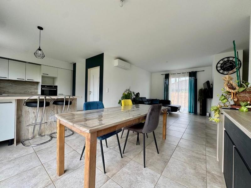 Maison - 83 m² - 4 pièces