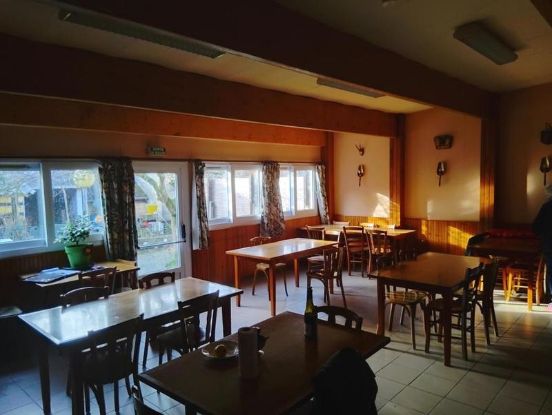 Local commercial - 120 m² - 5 pièces