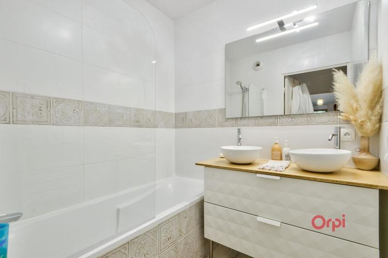 Appartement - 61 m² - 3 pièces