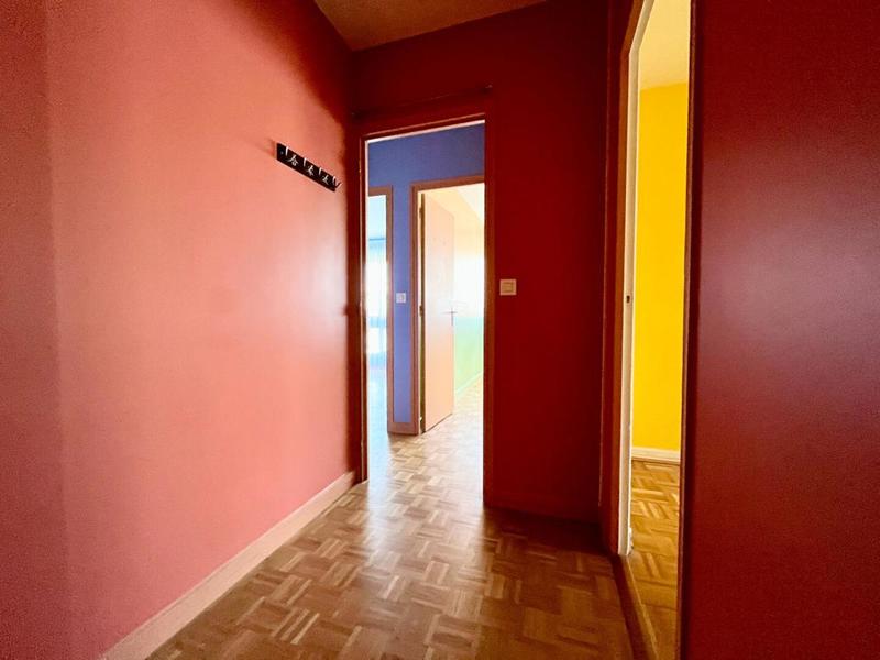 Appartement - 82 m² - 4 pièces