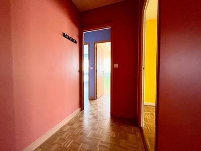 Appartement - 82 m² - 4 pièces