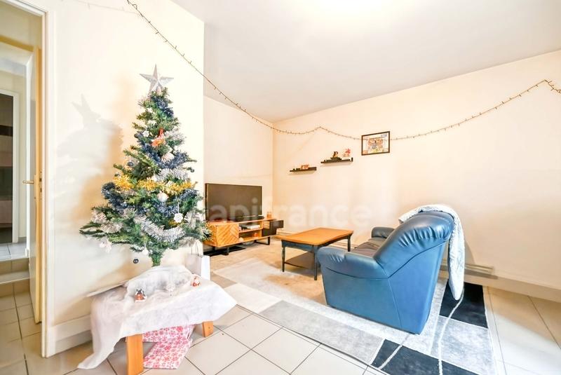 Maison - 98 m² - 6 pièces