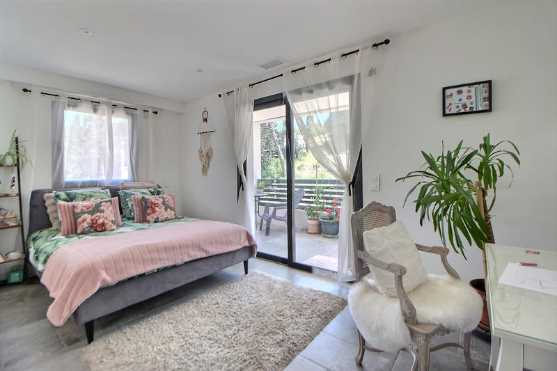 Maison - 175 m² - 5 pièces