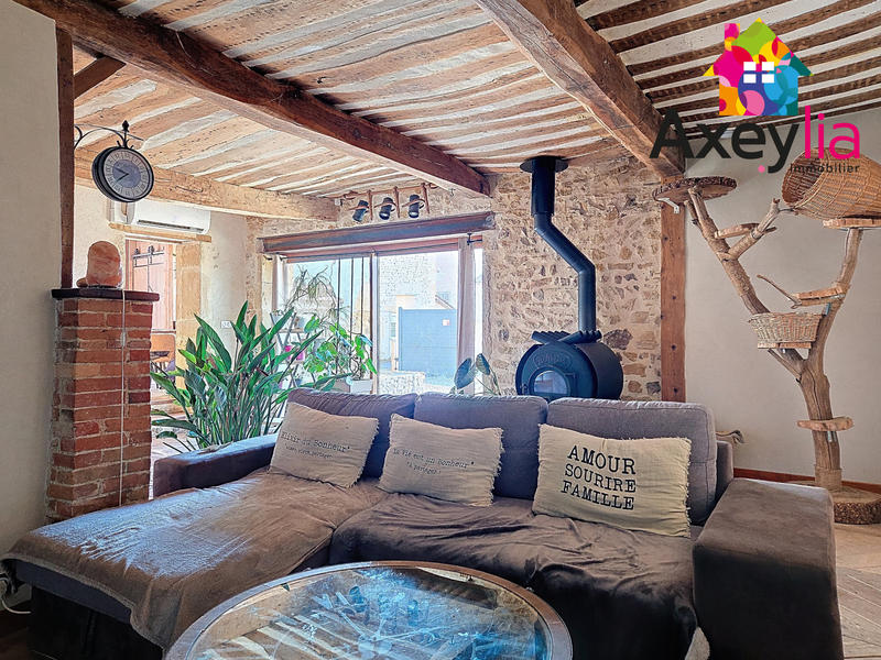 Maison - 224 m² - 6 pièces