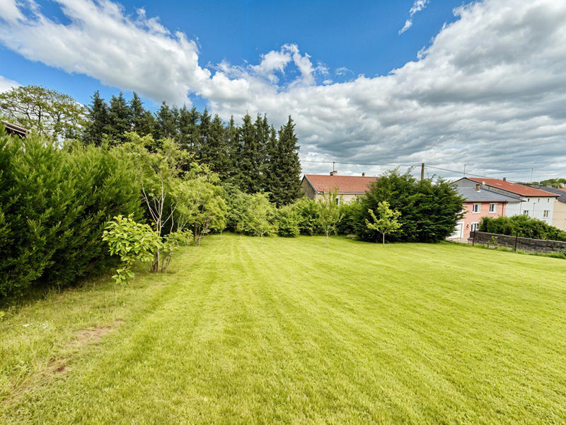 Maison - 255 m² - 7 pièces