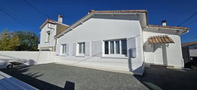 Maison - 140 m² - 8 pièces