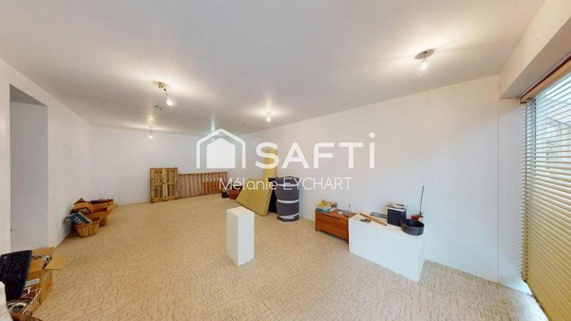 Maison - 215 m² - 7 pièces