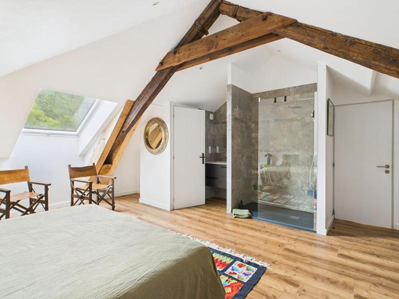 Demeure - 369 m² - 12 pièces