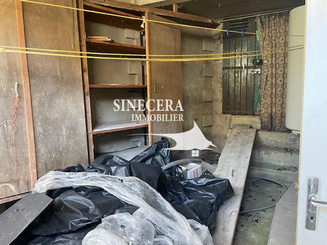 Maison - 195 m² - 5 pièces