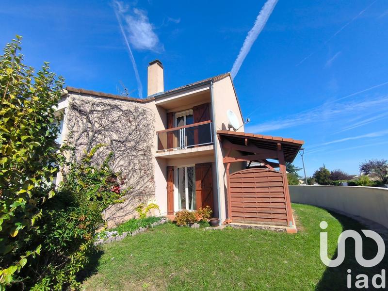 Maison - 105 m² - 4 pièces