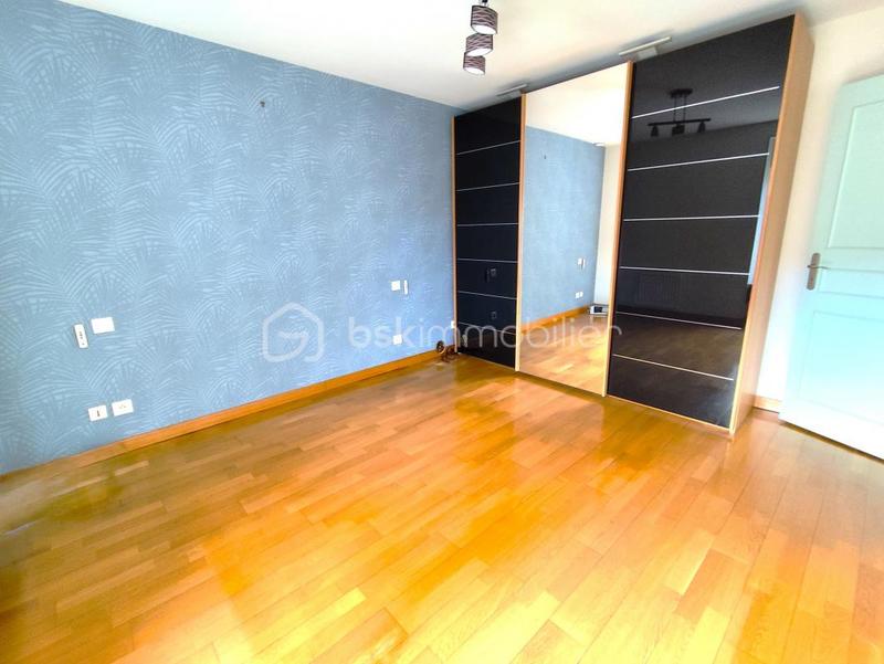 Maison - 112 m² - 7 pièces