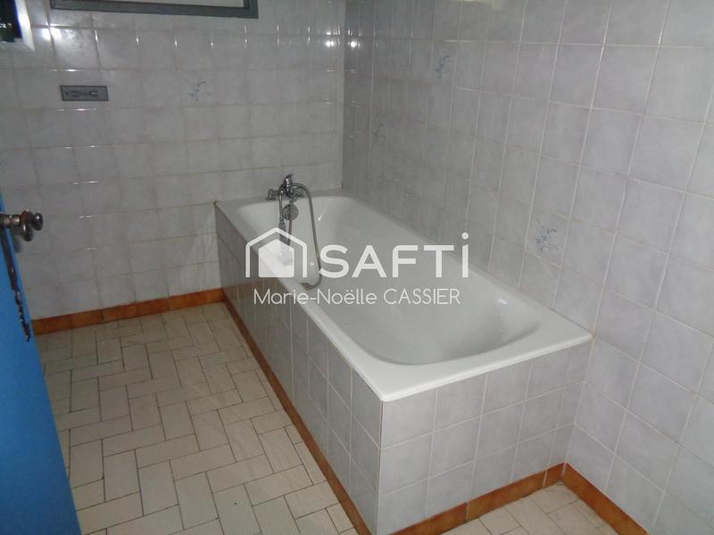 Maison - 148 m² - 8 pièces