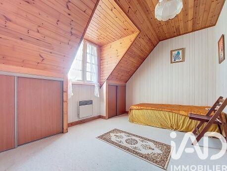 Maison - 120 m² - 7 pièces