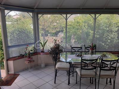 Maison - 104 m² - 4 pièces