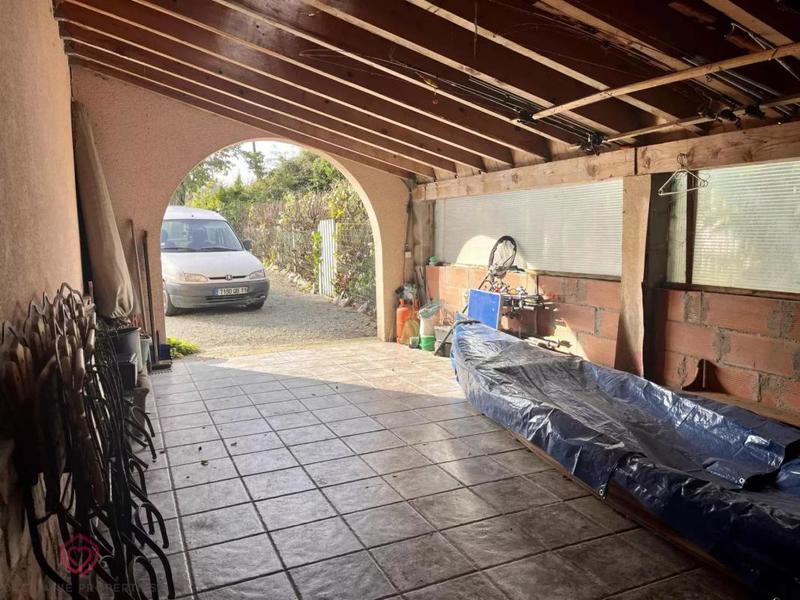 Maison - 227 m² - 6 pièces