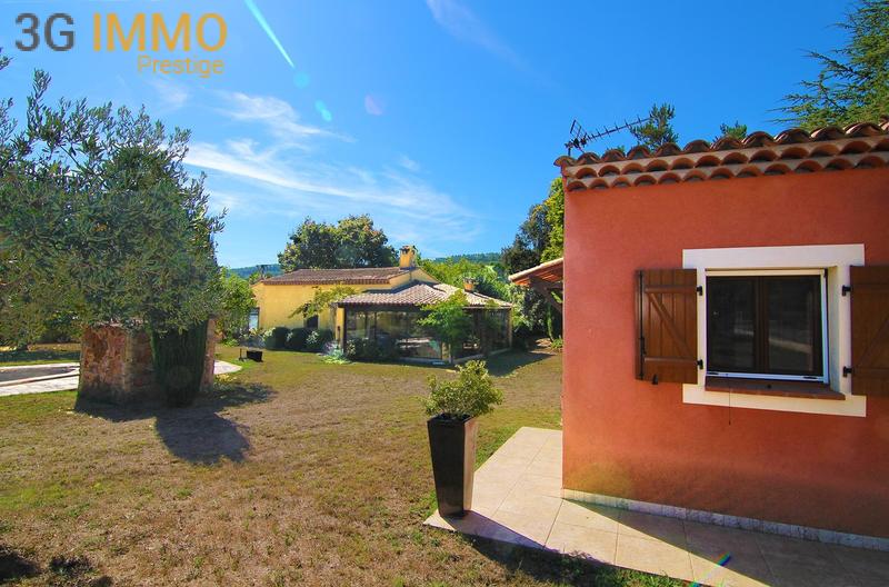 Villa - 192 m² - 5 pièces