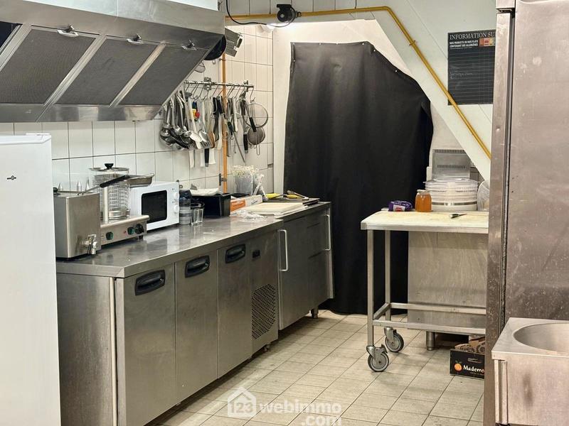 Local commercial - 529 m² - 6 pièces