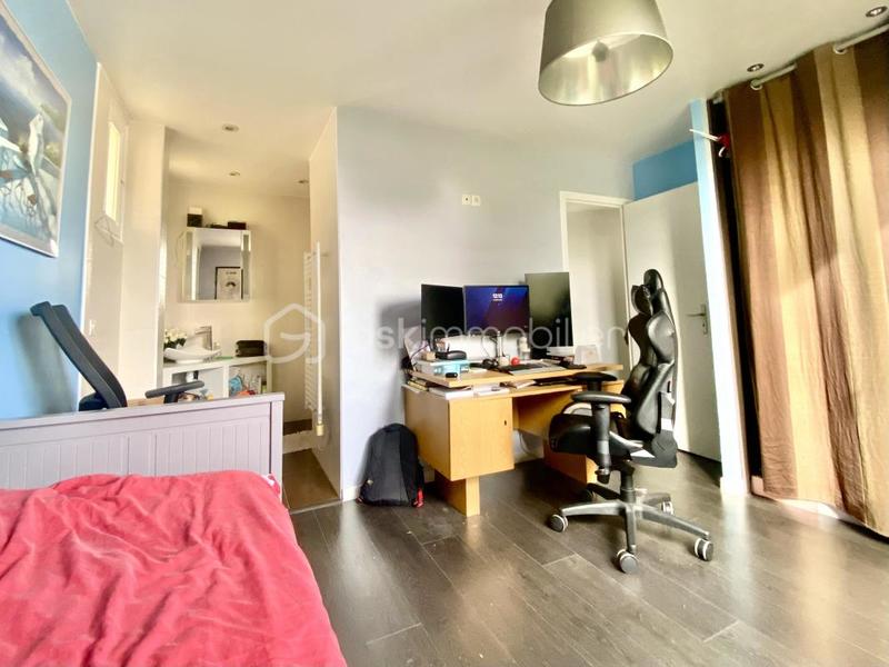 Pavillon - 160 m² - 7 pièces