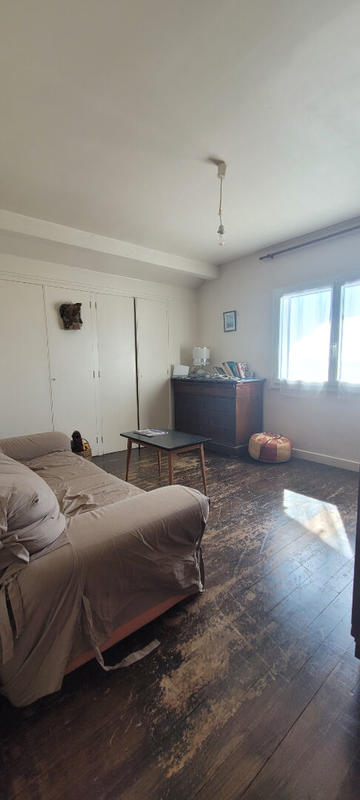 Maison - 195 m² - 10 pièces