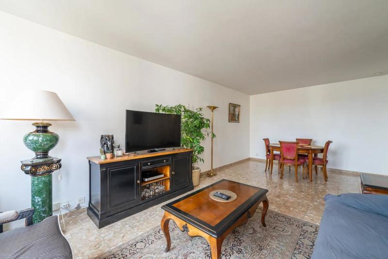 Appartement - 86 m² - 4 pièces
