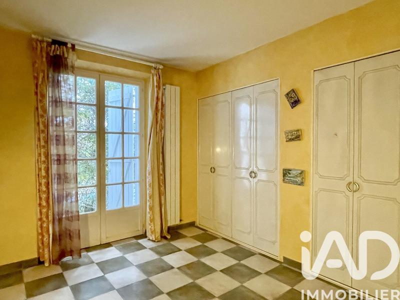 Maison - 204 m² - 7 pièces