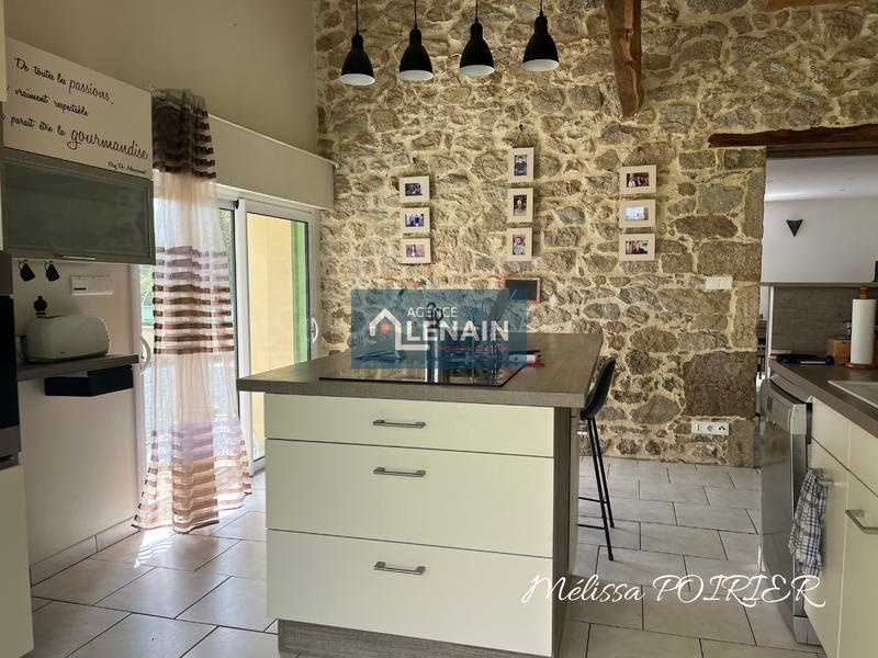 Maison de village - 186 m² - 9 pièces