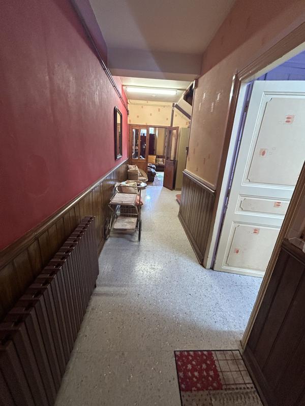 Maison traditionnelle - 158 m² - 7 pièces