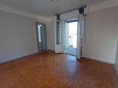 Appartement - 80 m² - 3 pièces