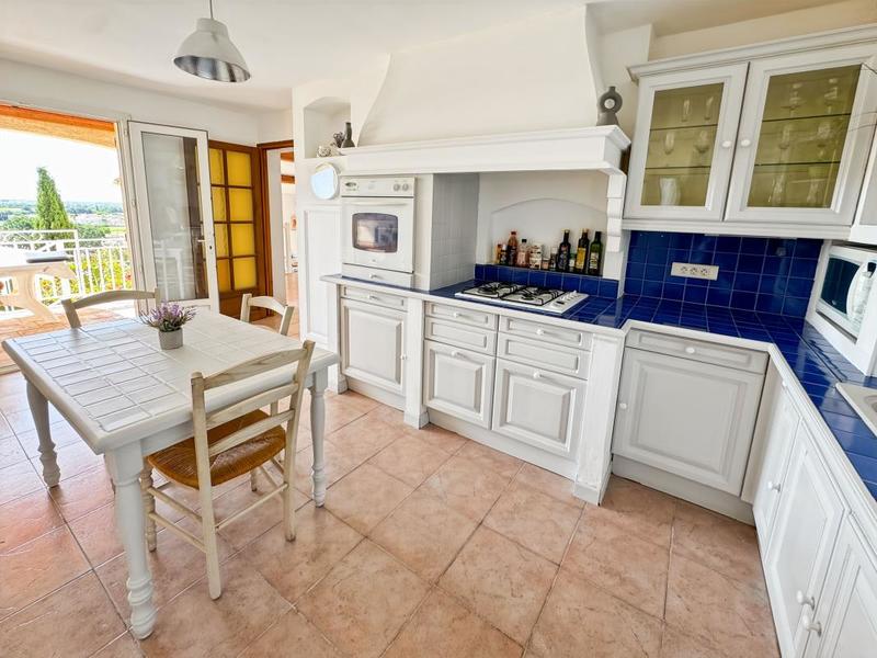 Maison - 175 m² - 7 pièces
