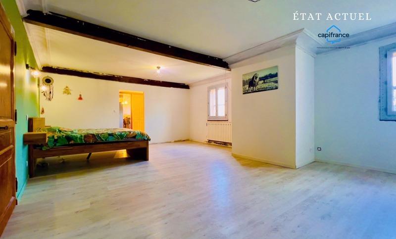 Maison - 250 m² - 6 pièces