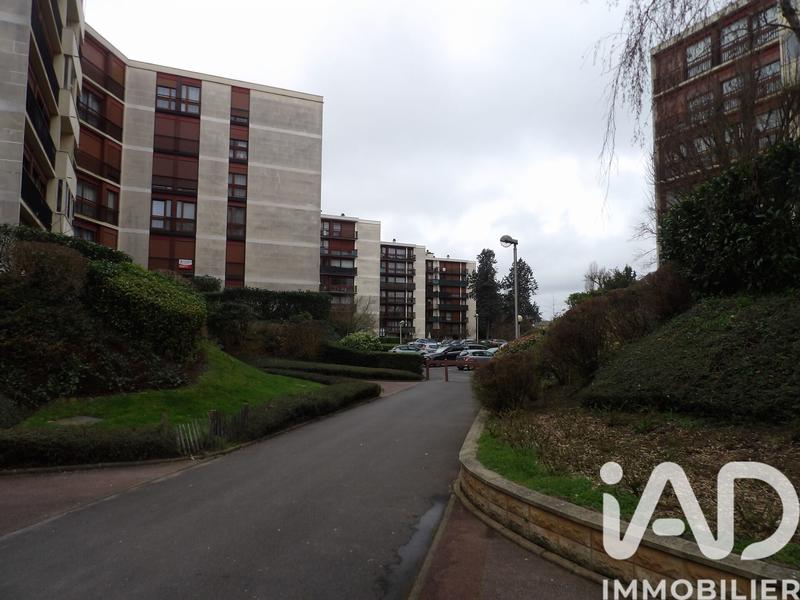 Appartement - 80 m² - 4 pièces