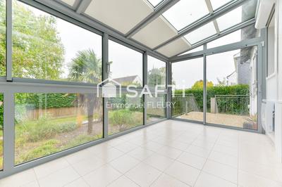 Maison - 261 m² - 6 pièces